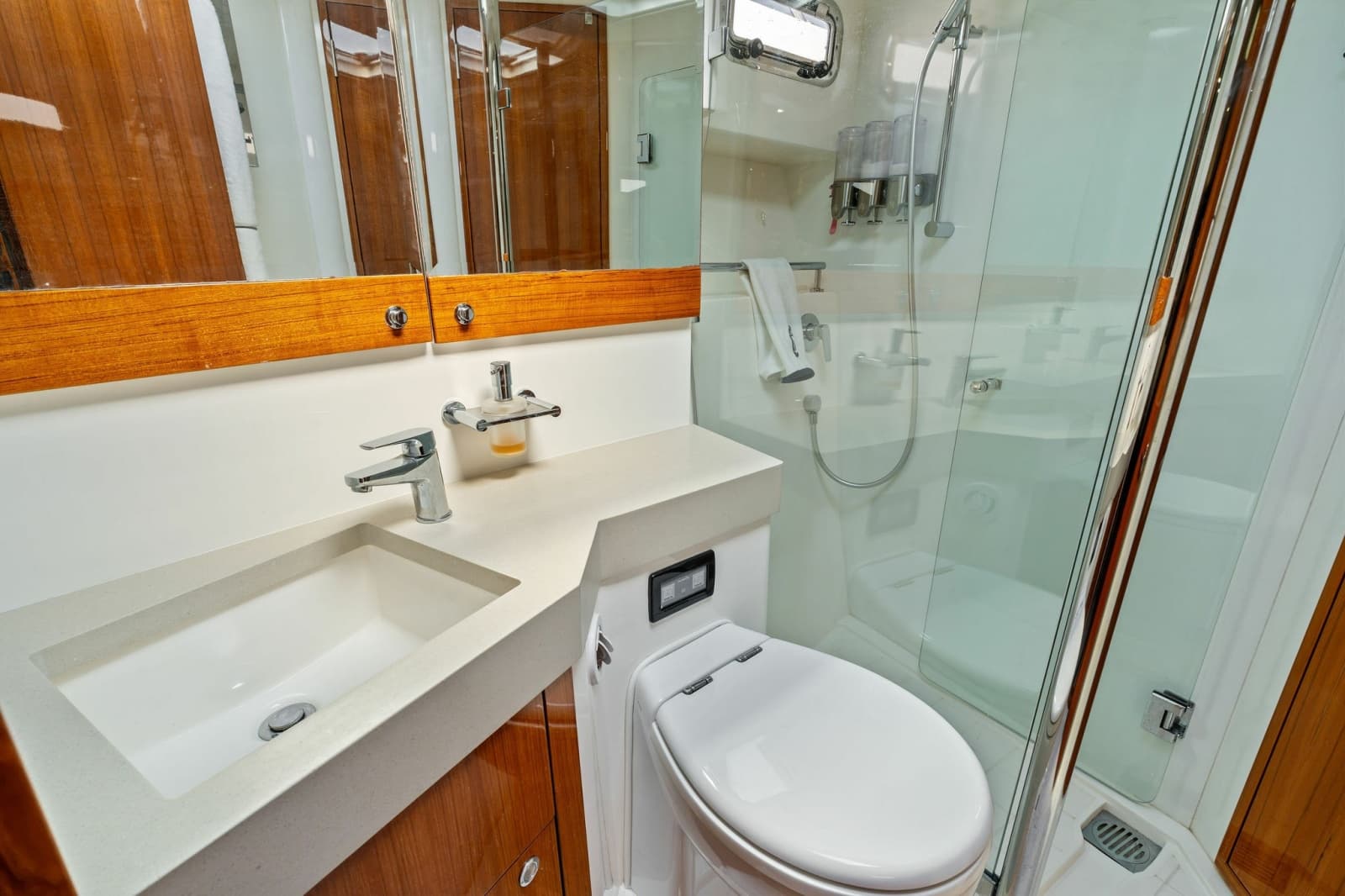 2016 Maritimo M58 - Photo 49