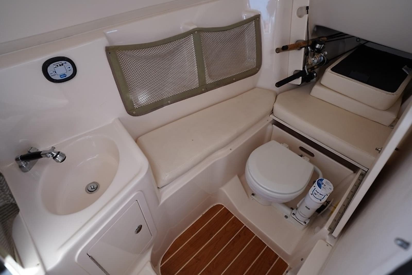 2015 Grady-White Freedom 307 - Photo 29