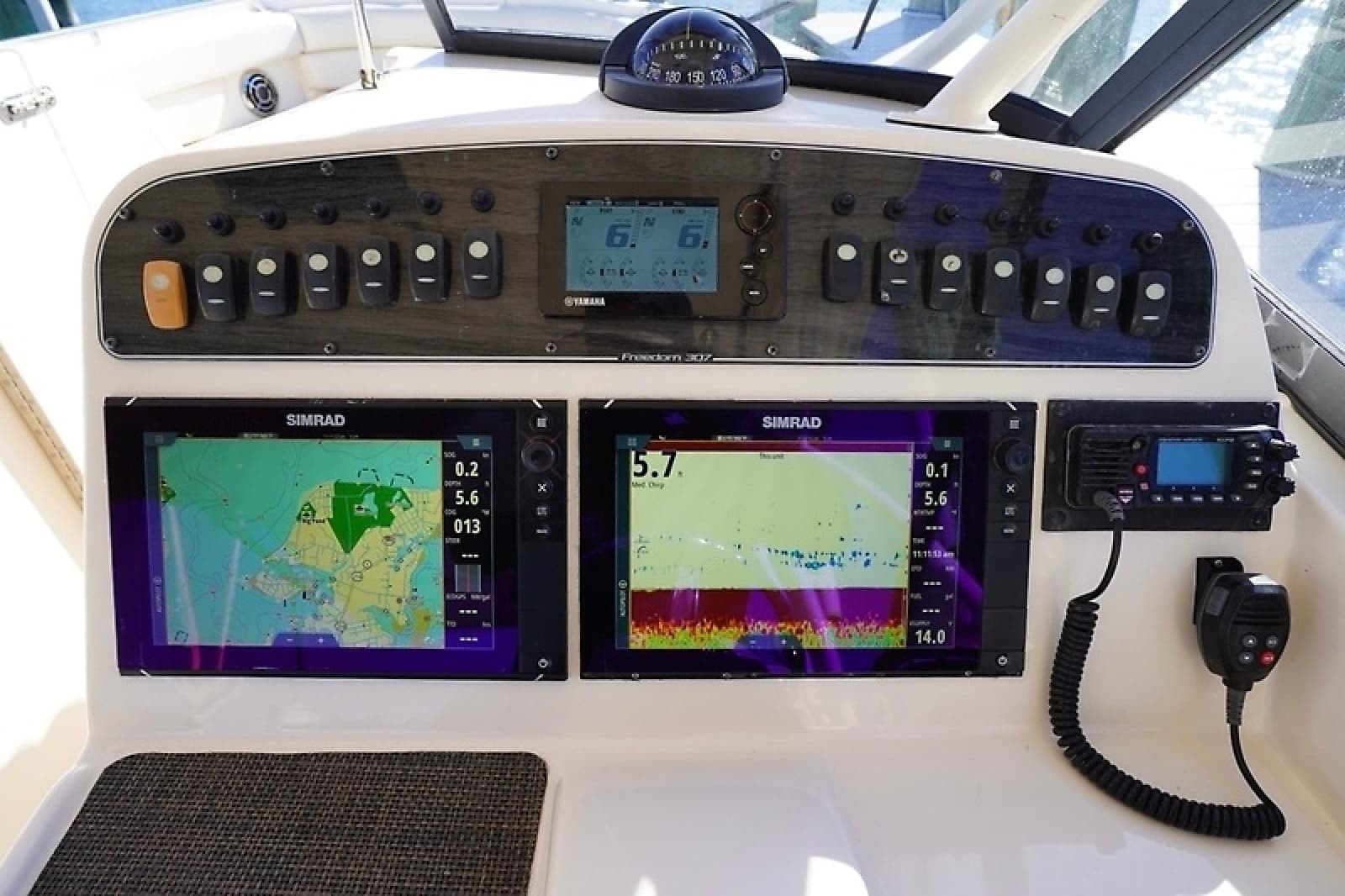 2015 Grady-White Freedom 307 - Photo 11