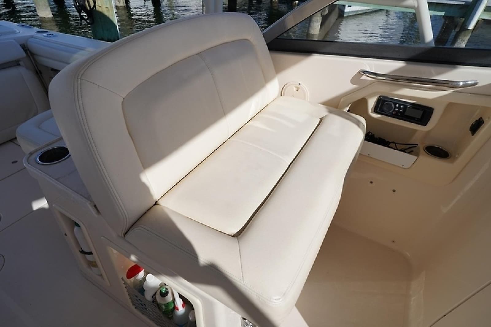 2015 Grady-White Freedom 307 - Photo 31