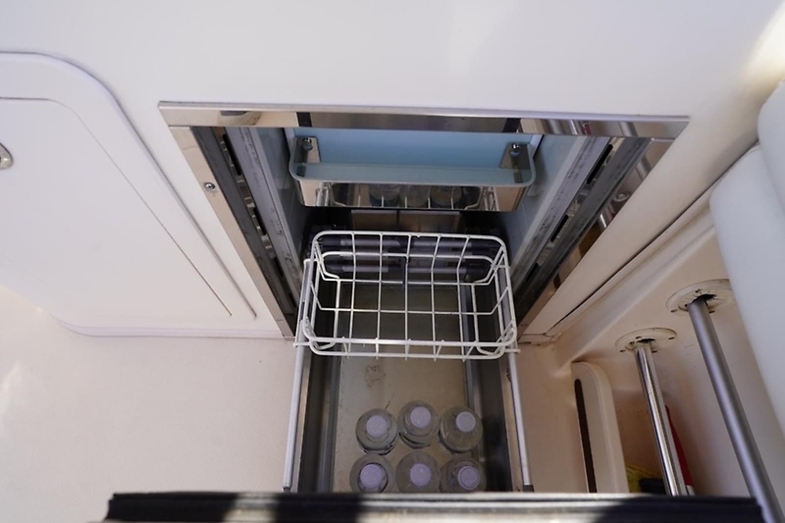 2015 Grady-White Freedom 307 - Photo 25