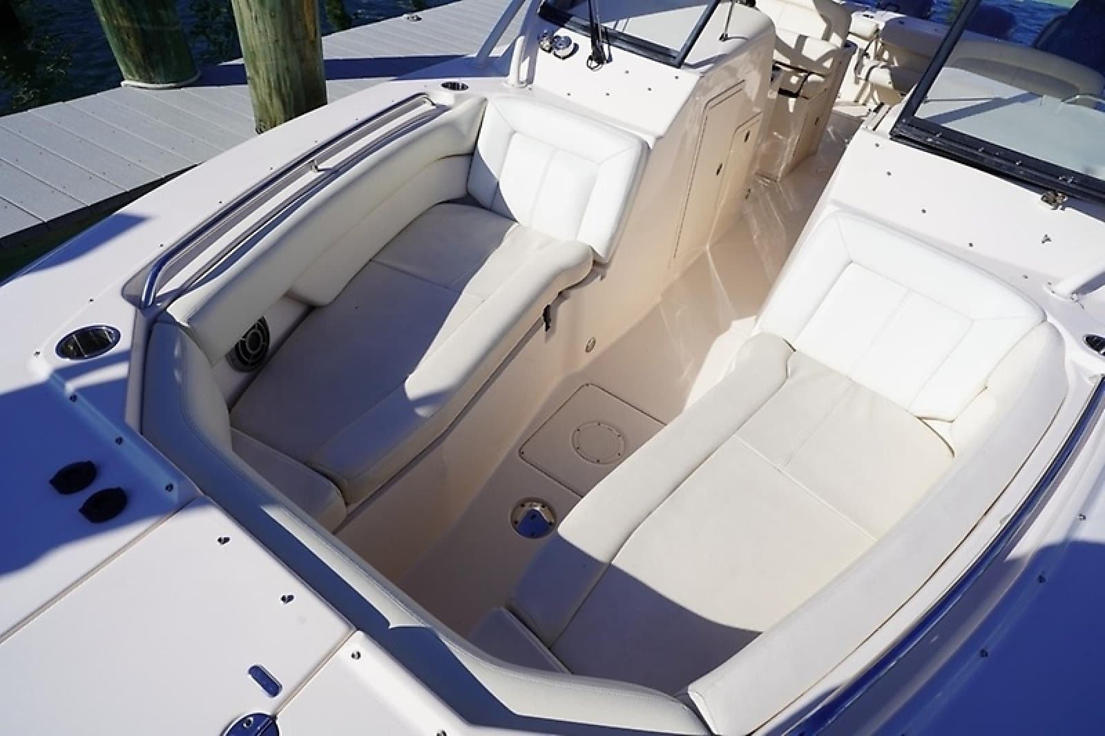 2015 Grady-White Freedom 307 - Photo 8