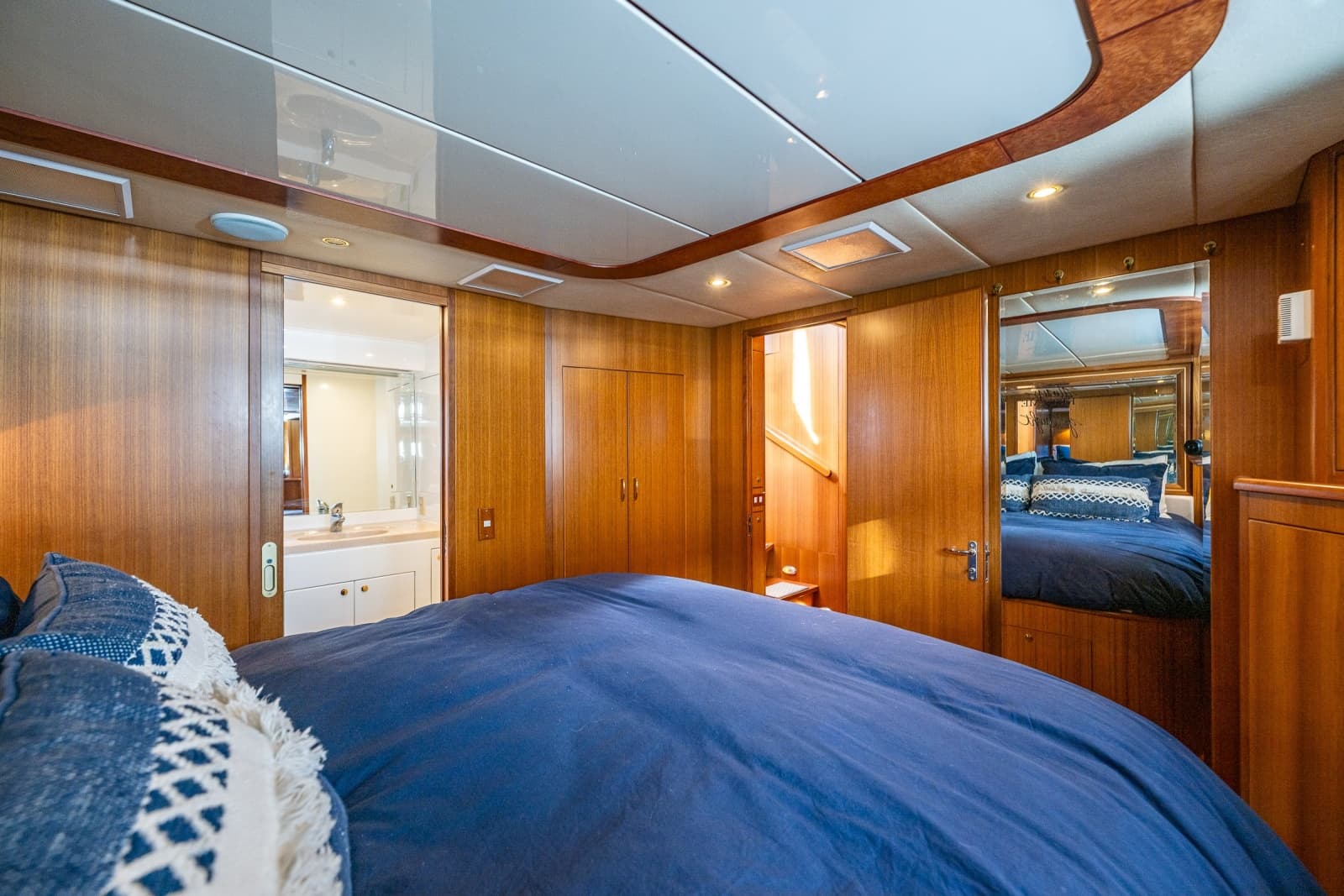 2003 Jefferson 53 Pilothouse - Photo 29