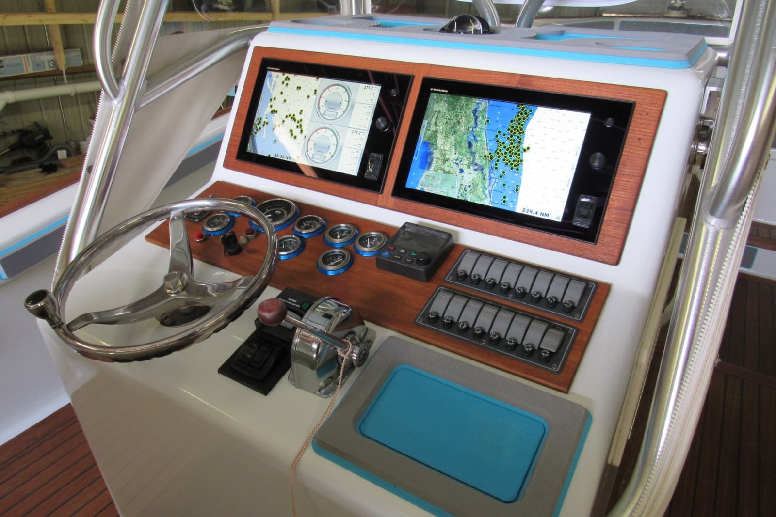 2003 Custom Carolina 31 Grice - Photo 13