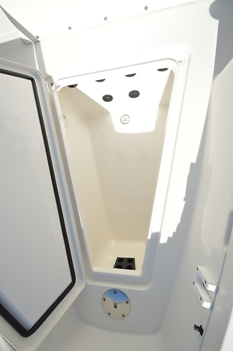 2023 Regulator 28 Forward Seating - Photo 47
