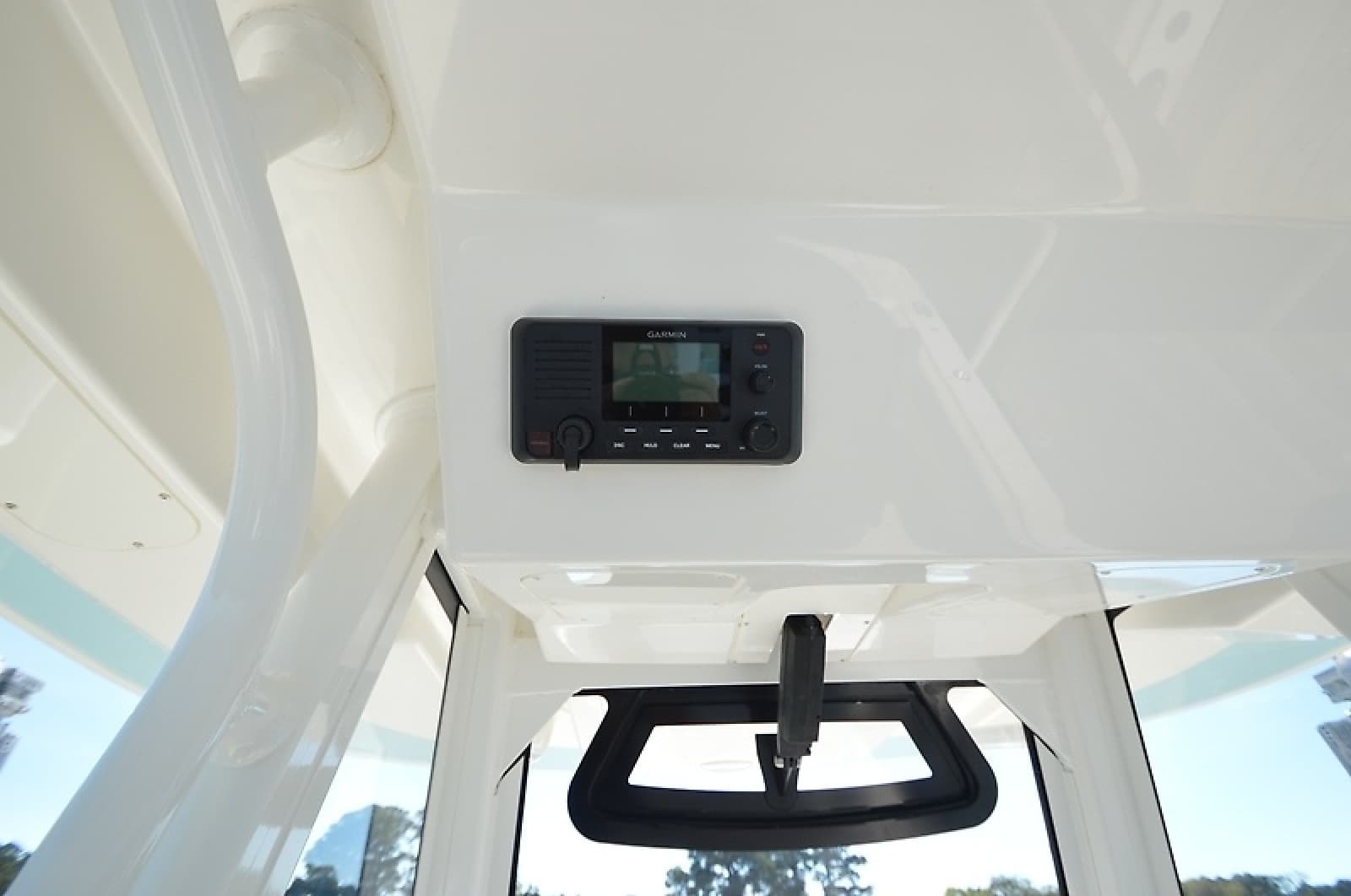 2023 Regulator 28 Forward Seating - Photo 36