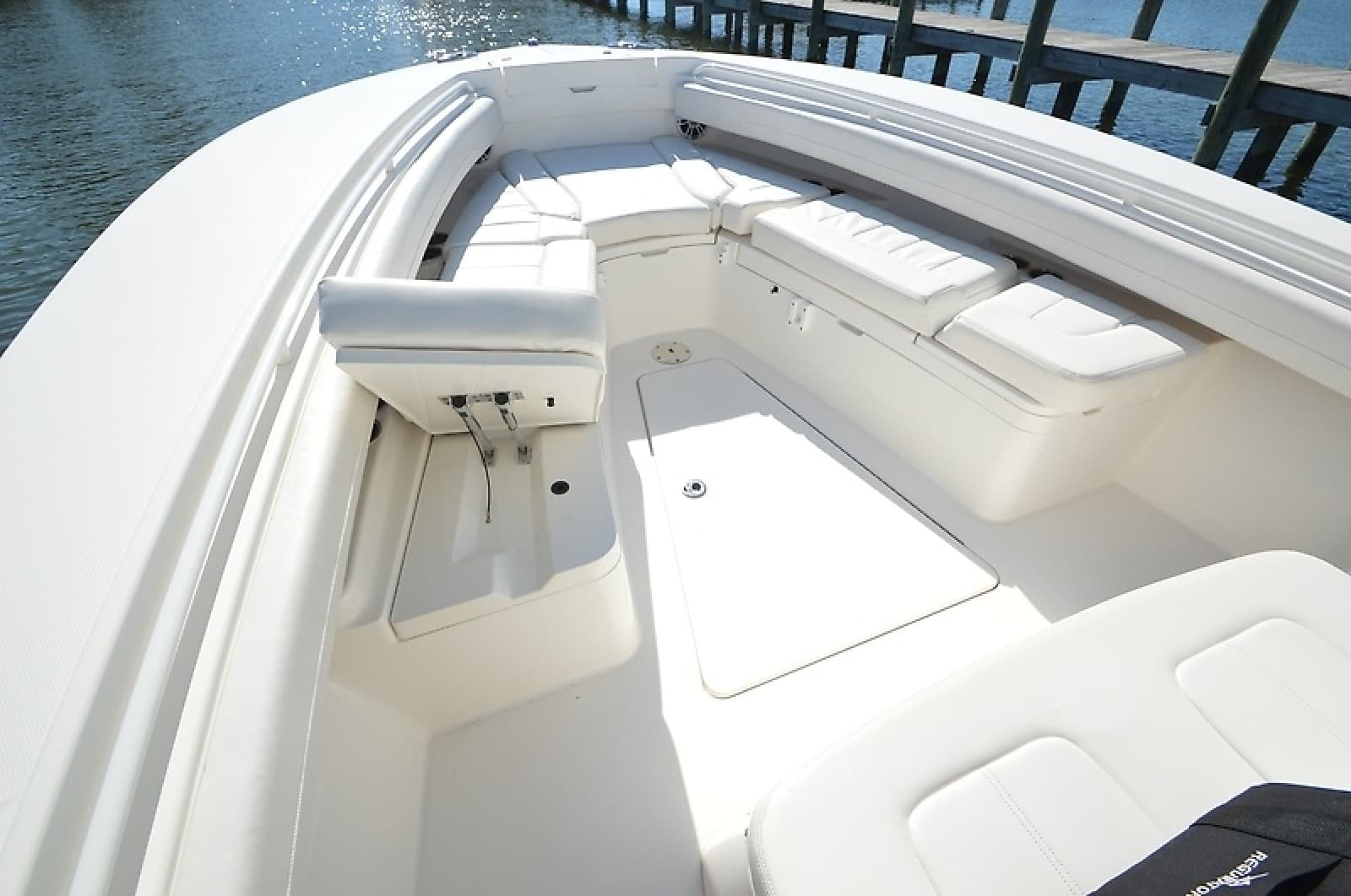 2023 Regulator 28 Forward Seating - Photo 51