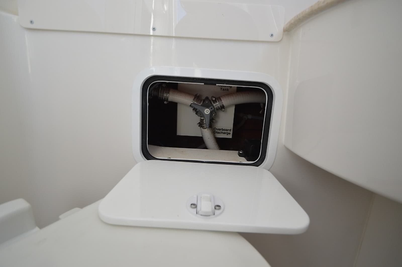 2023 Regulator 28 Forward Seating - Photo 57