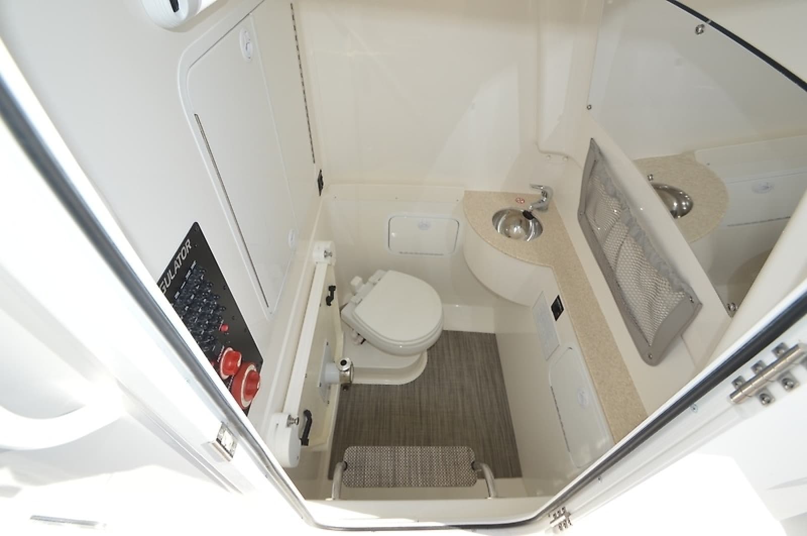 2023 Regulator 28 Forward Seating - Photo 52