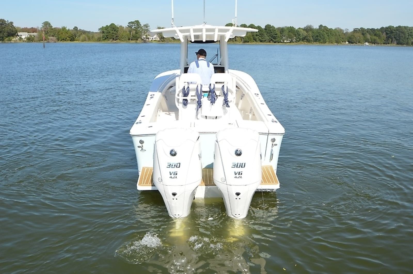 2023 Regulator 28 Forward Seating - Photo 70