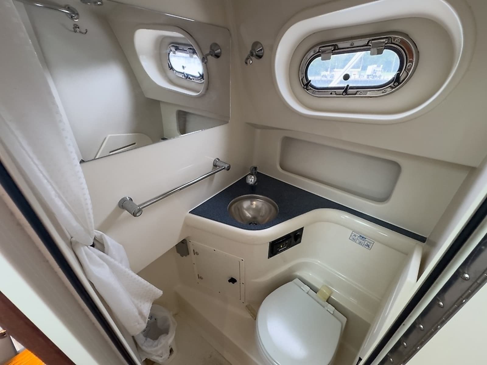 2005 Pursuit 3370 Offshore - Photo 34