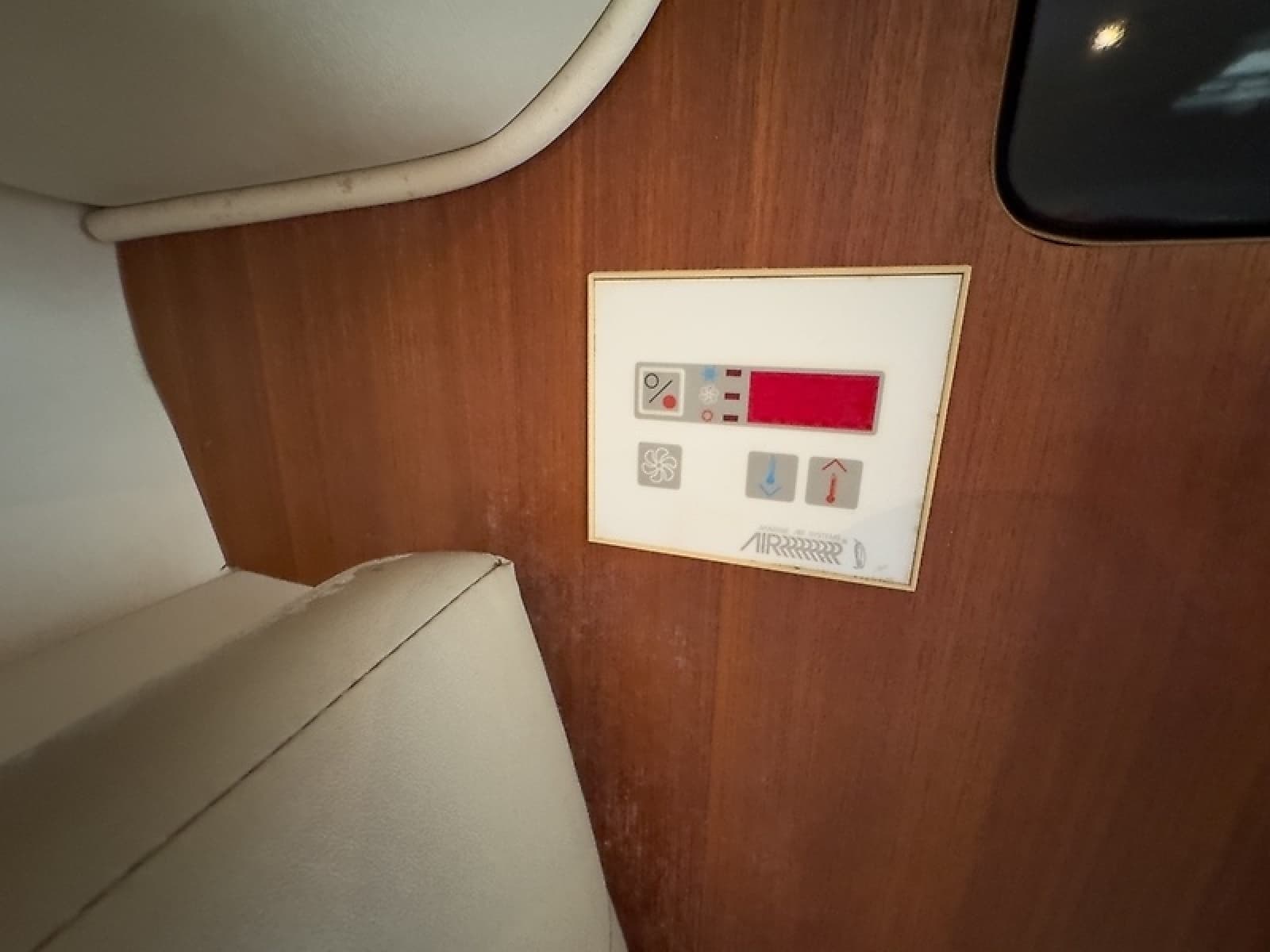 2005 Pursuit 3370 Offshore - Photo 39