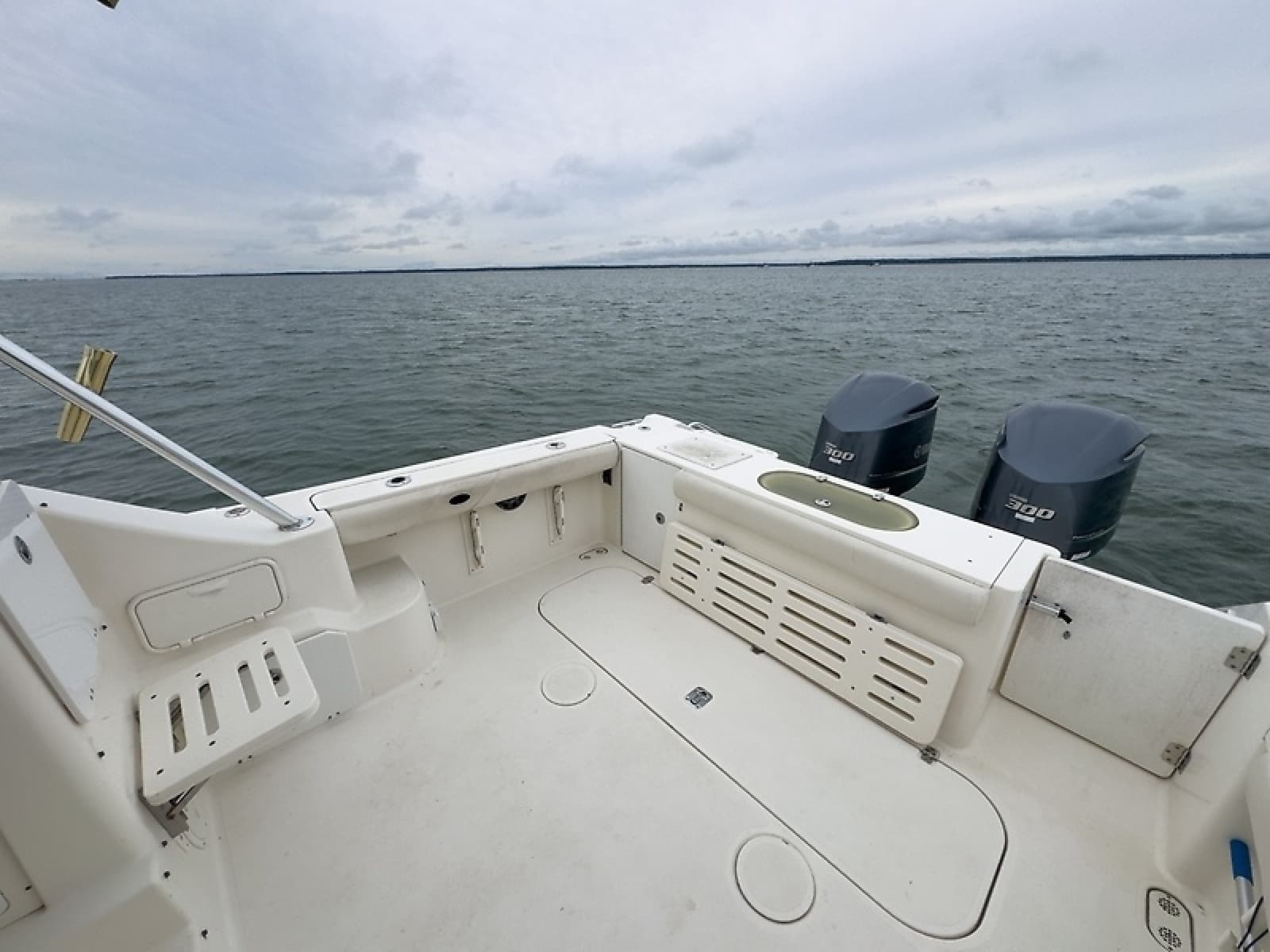 2005 Pursuit 3370 Offshore - Photo 5