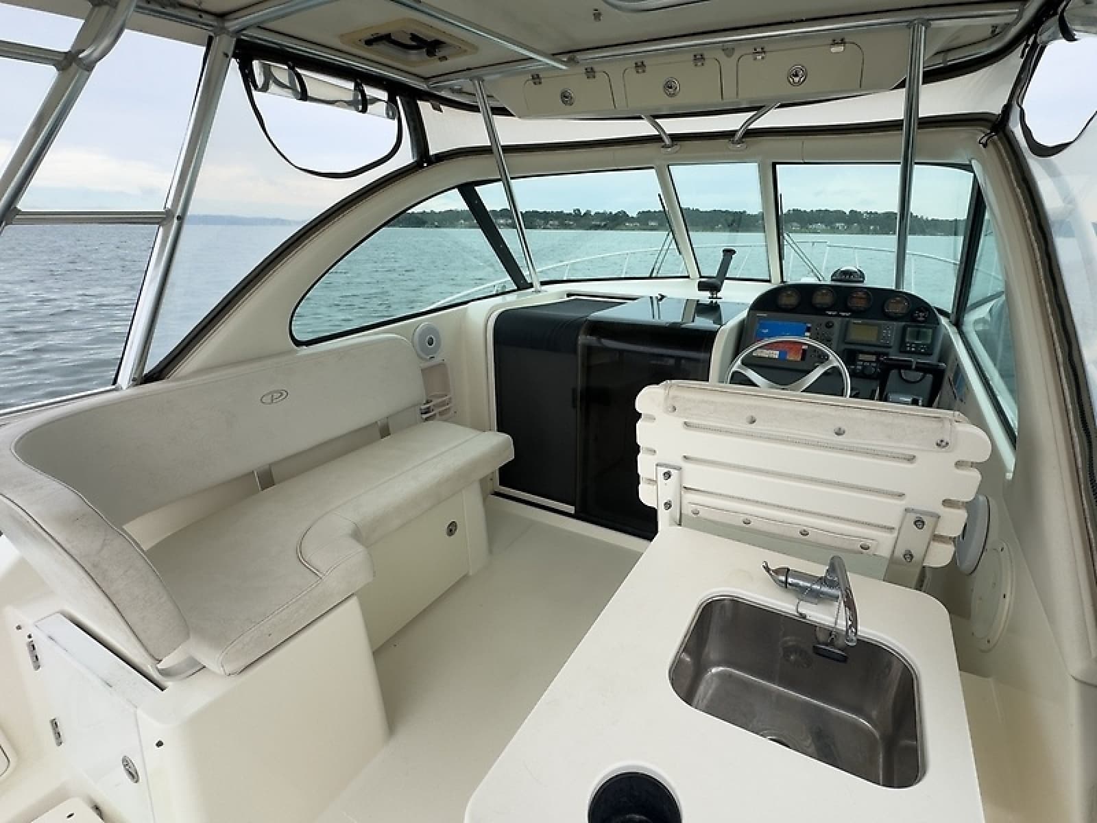 2005 Pursuit 3370 Offshore - Photo 17