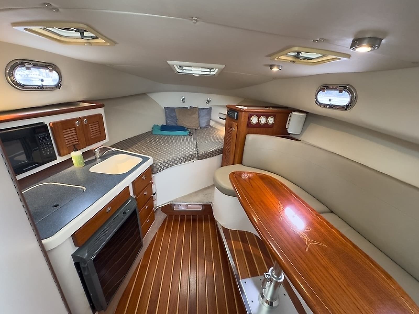 2005 Pursuit 3370 Offshore - Photo 28