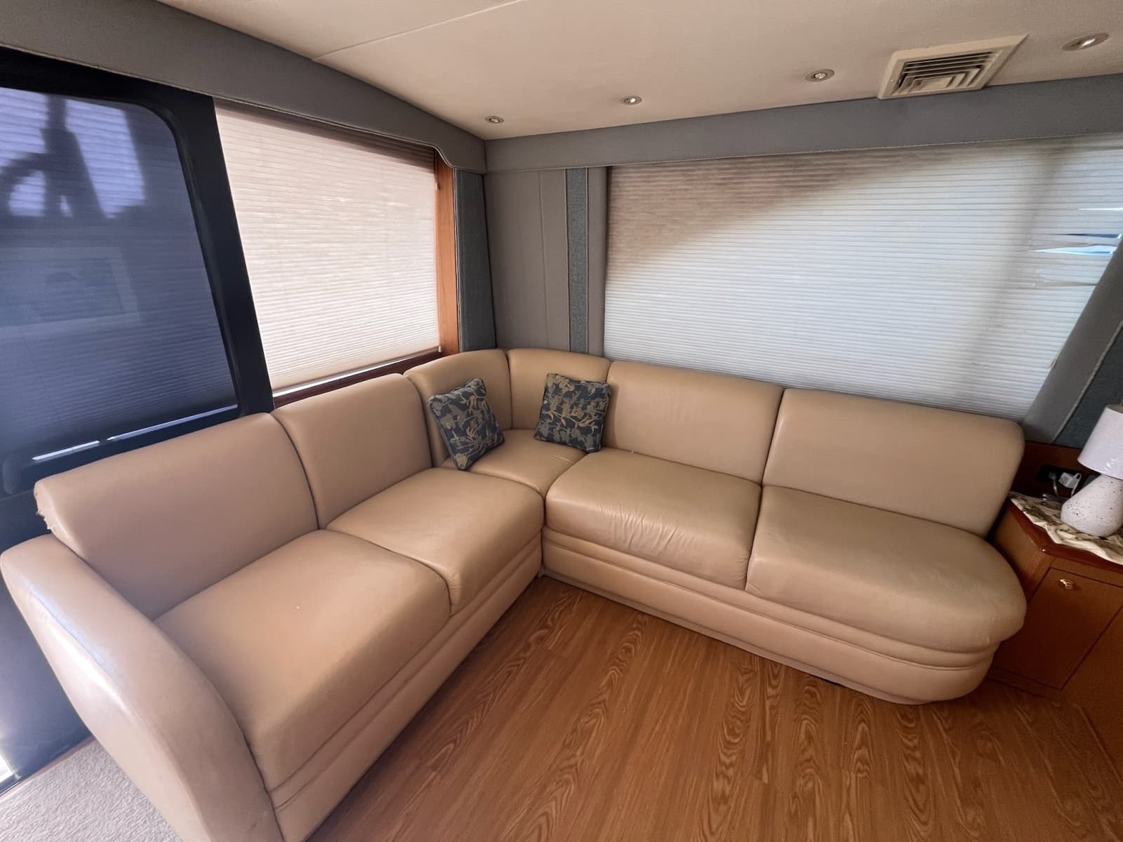 2004 Ocean Yachts 52 Super Sport - Photo 8