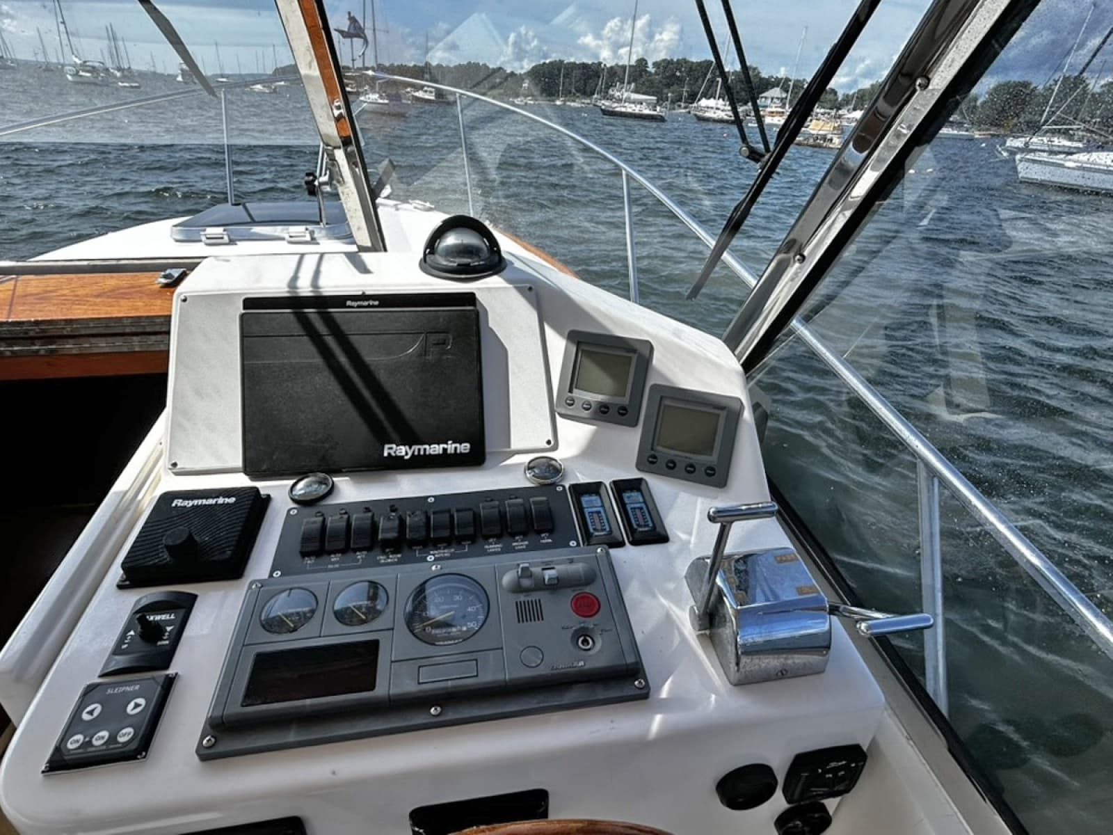 2000 Legacy Yachts 28 Express - Photo 14