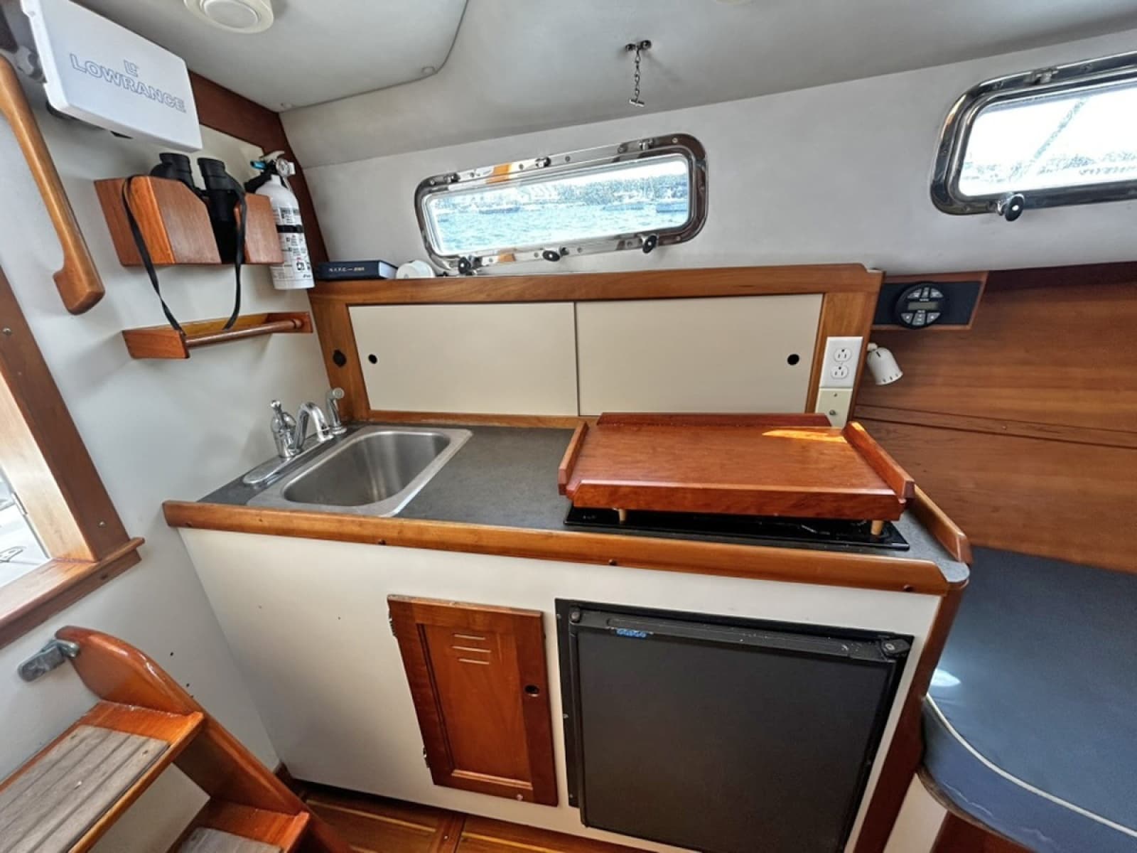 2000 Legacy Yachts 28 Express - Photo 18