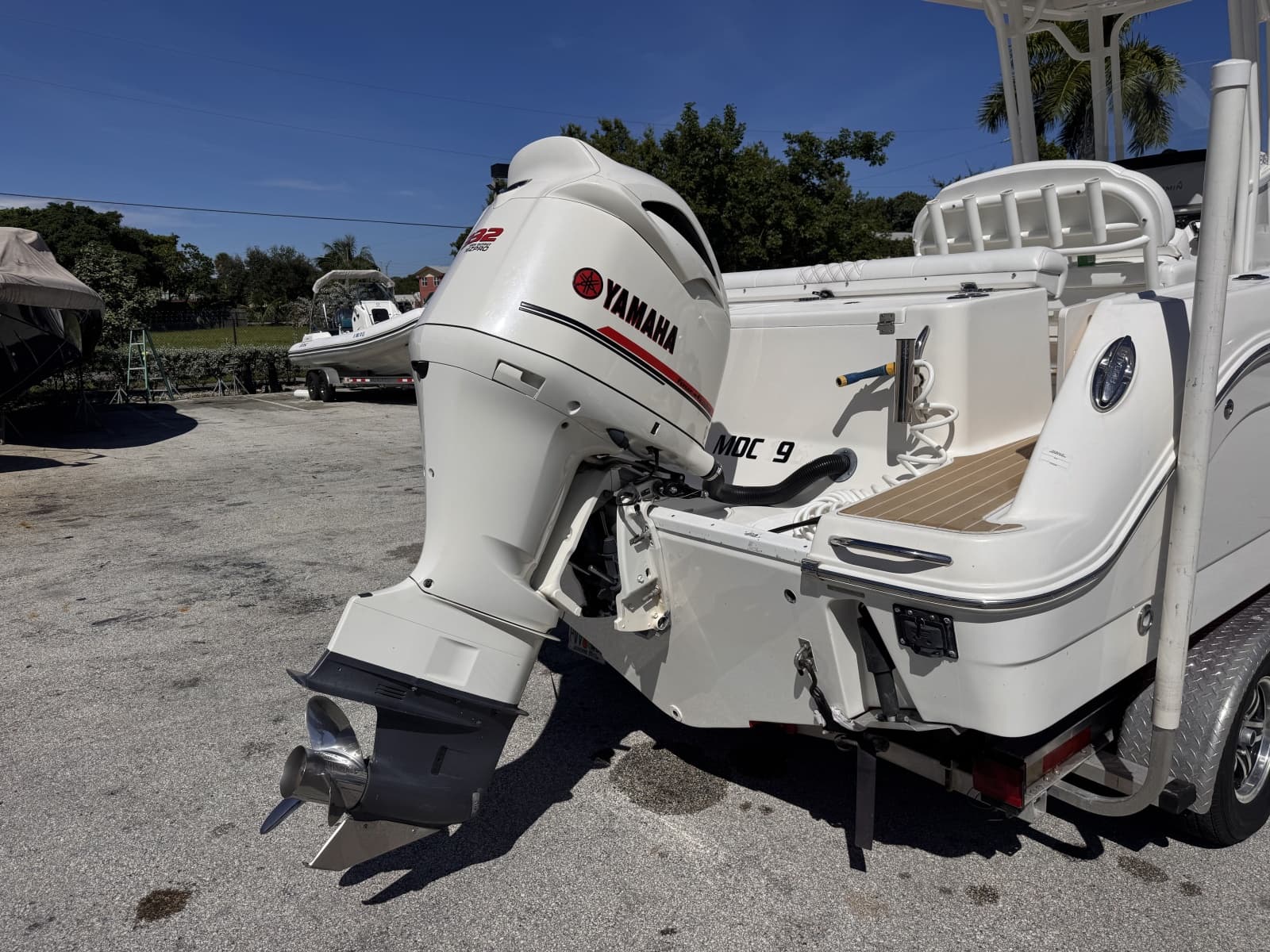2017 Robalo R242 - Photo 6