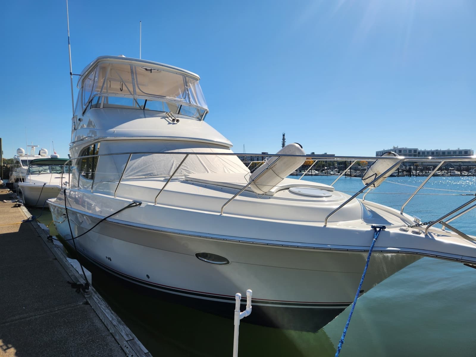 2003 Silverton Convertible - Photo 2