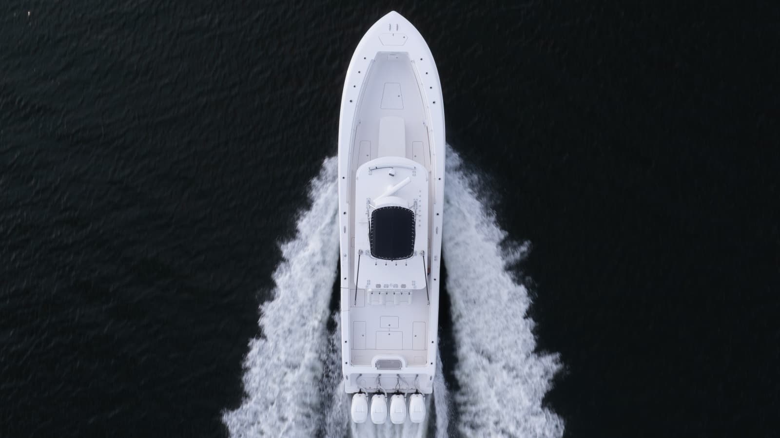 2018 Invincible 42 - Photo 39
