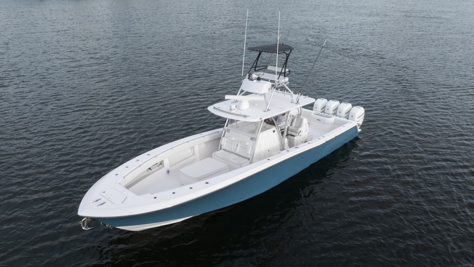 2018 Invincible 42 - Photo 35