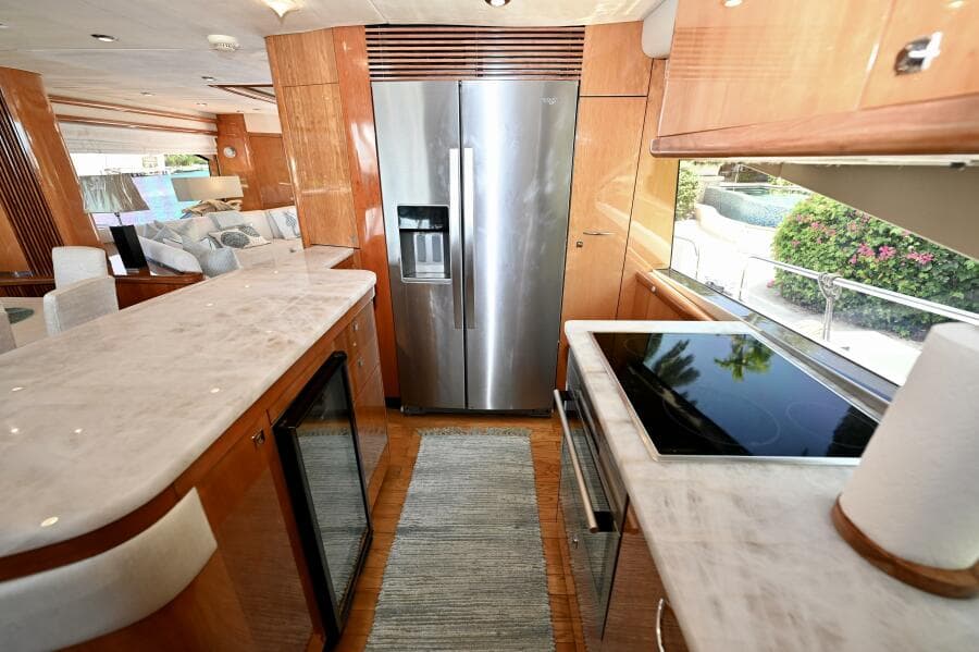 2005 Sunseeker Yacht - Photo 16