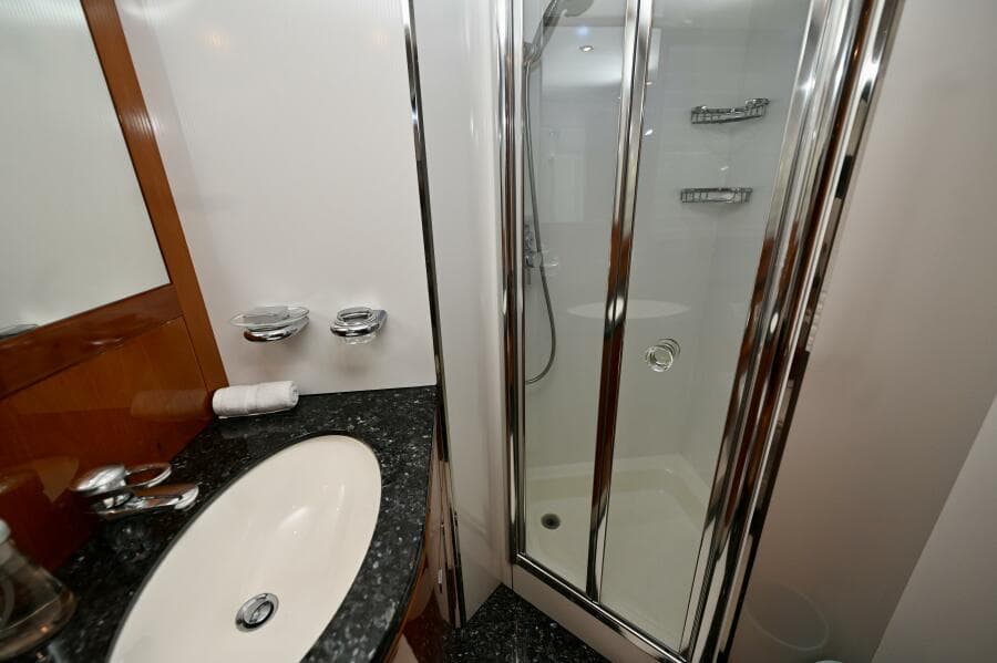 2005 Sunseeker Yacht - Photo 40