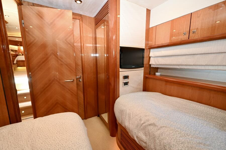 2005 Sunseeker Yacht - Photo 33