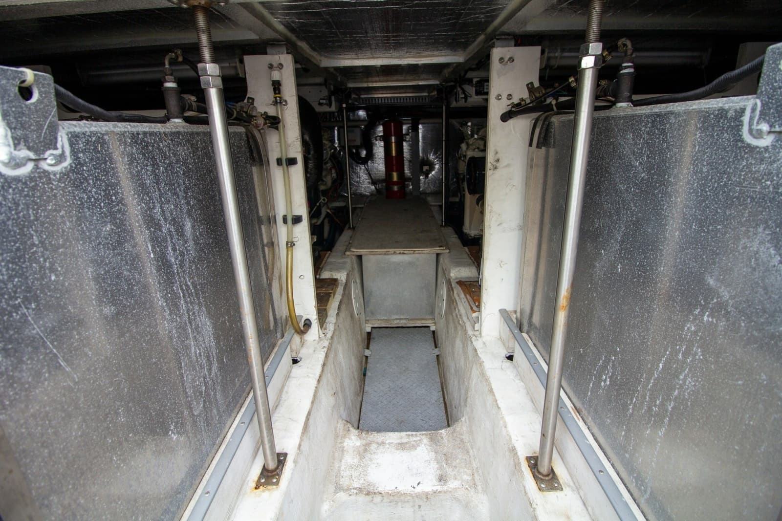 2000 Carver 450 Voyager Pilothouse - Photo 25