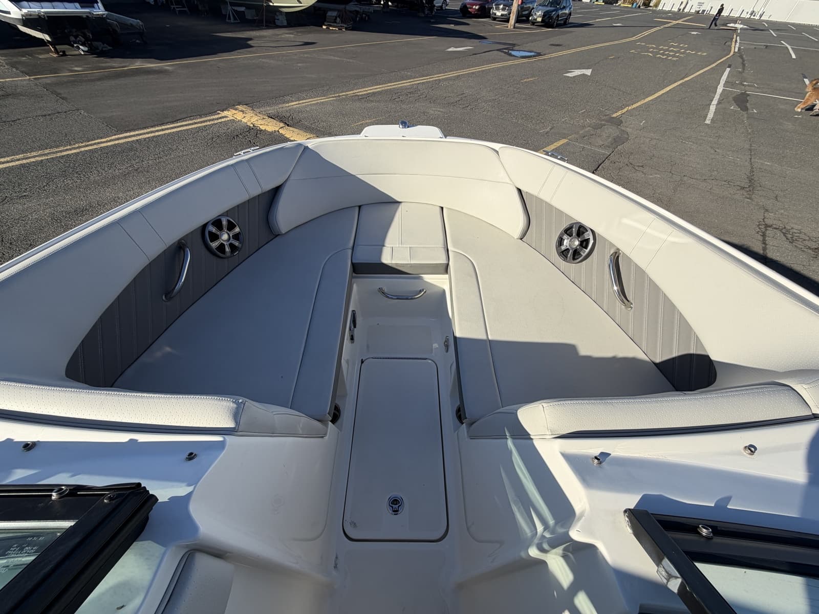 2020 Sea Ray SPX 230 OB - Photo 19