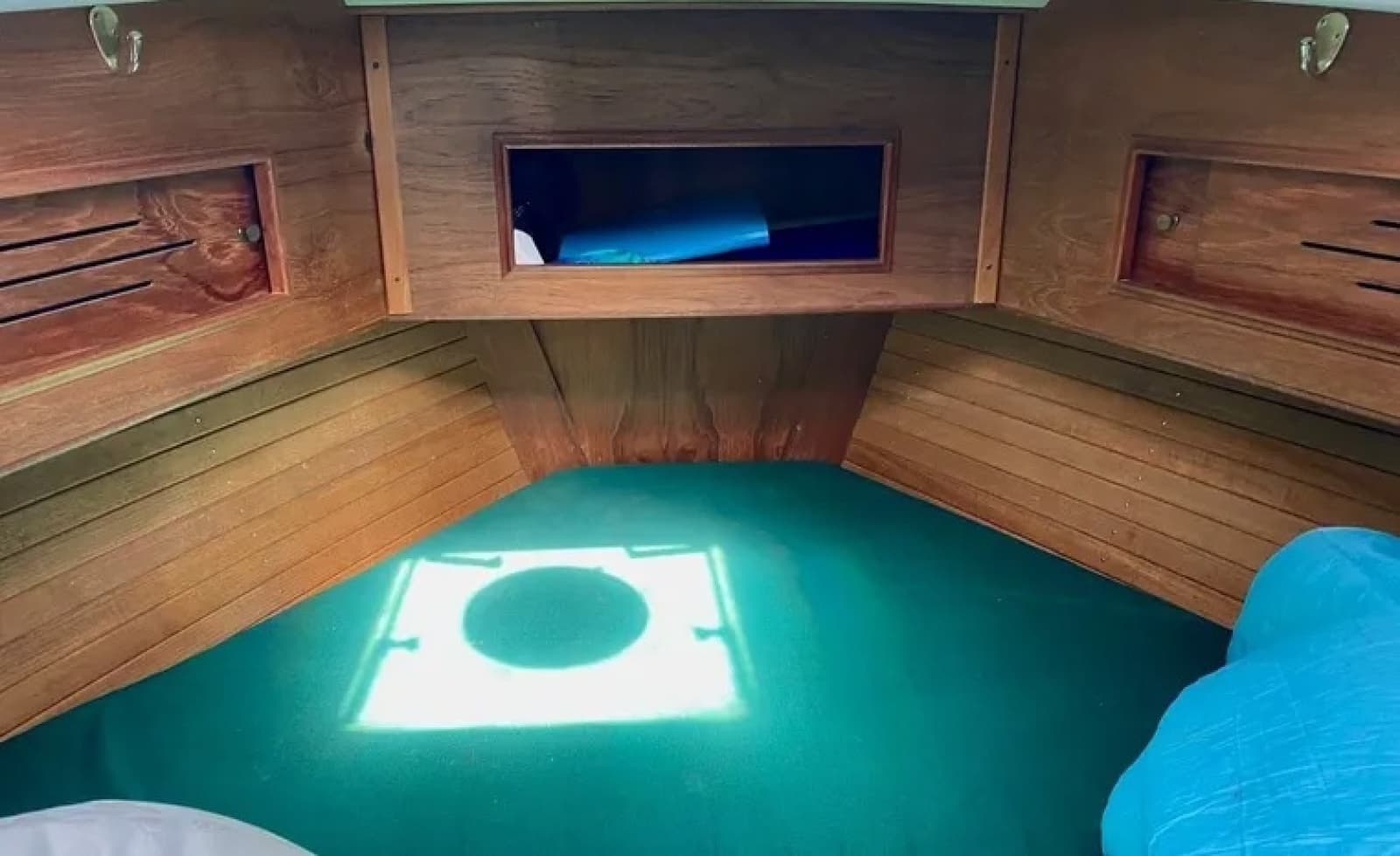 1990 Cape Dory Cruiser - Photo 6