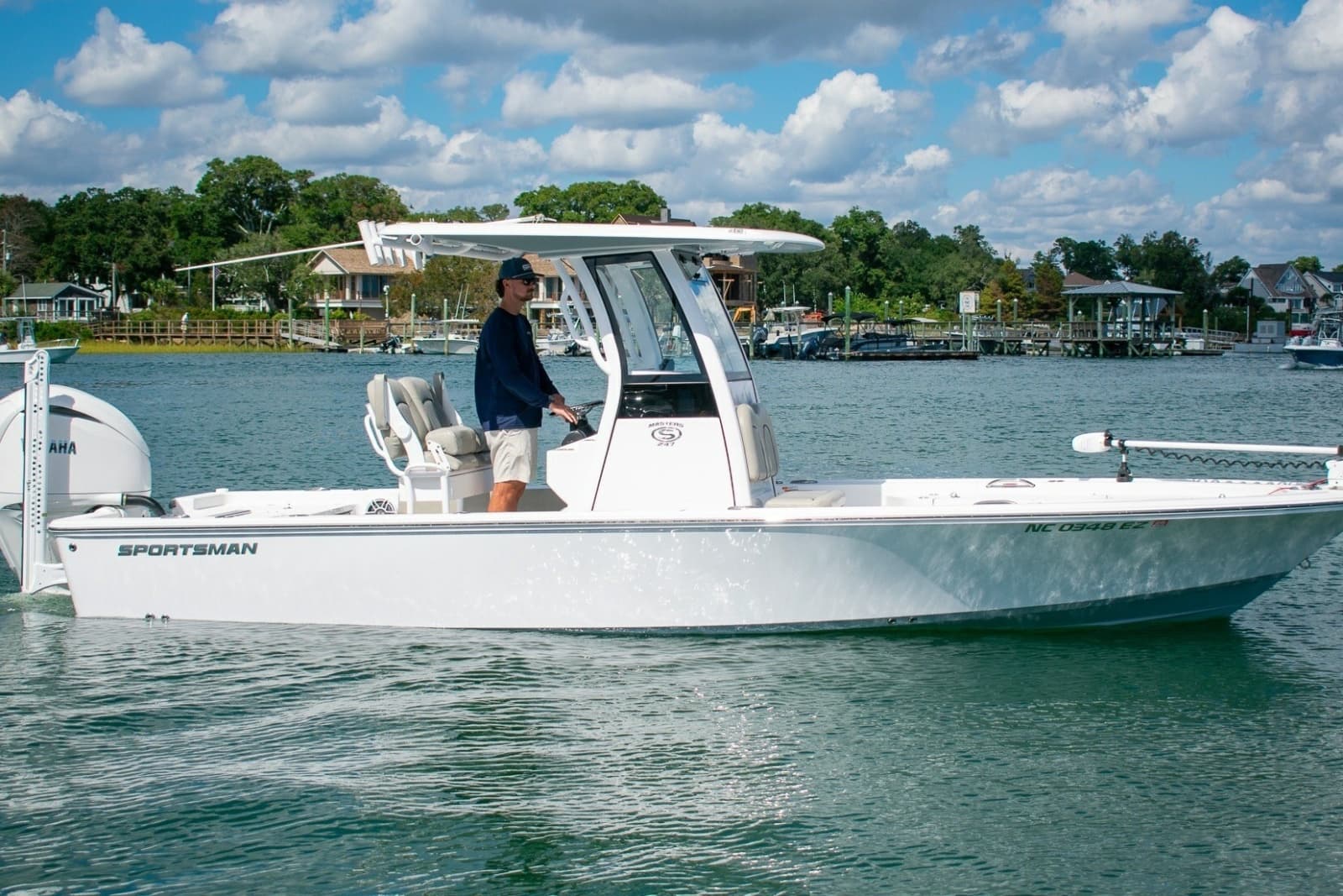 2023 Sportsman Masters 247 Bay Boat - Photo 2
