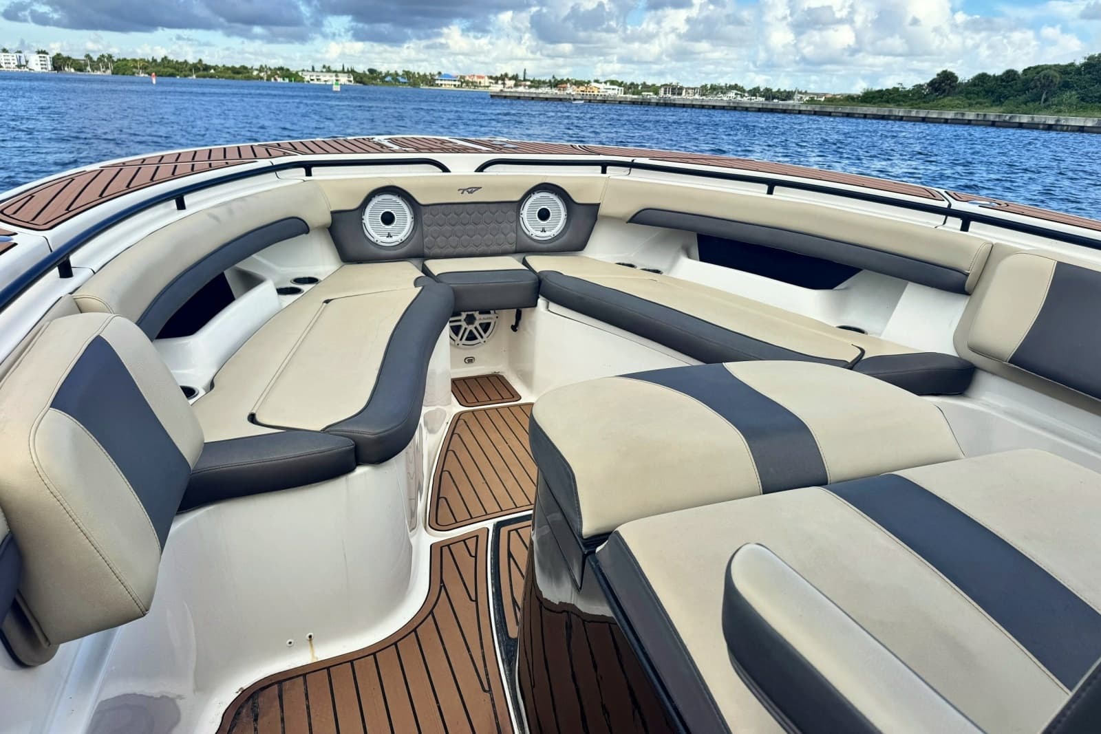 2019 Tidewater 320 CC Adventure - Photo 15