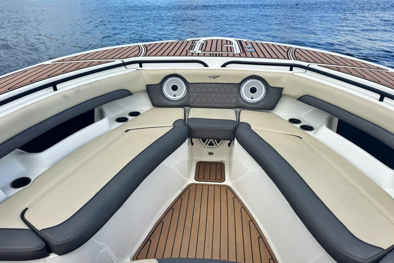 2019 Tidewater 320 CC Adventure - Photo 18