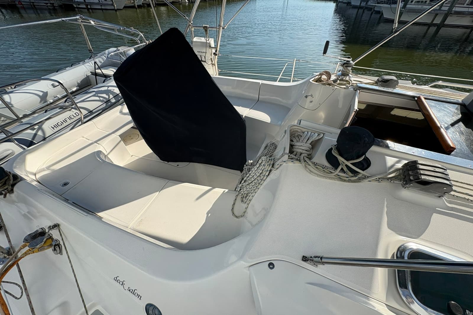2007 Hunter 41 Deck Salon - Photo 2