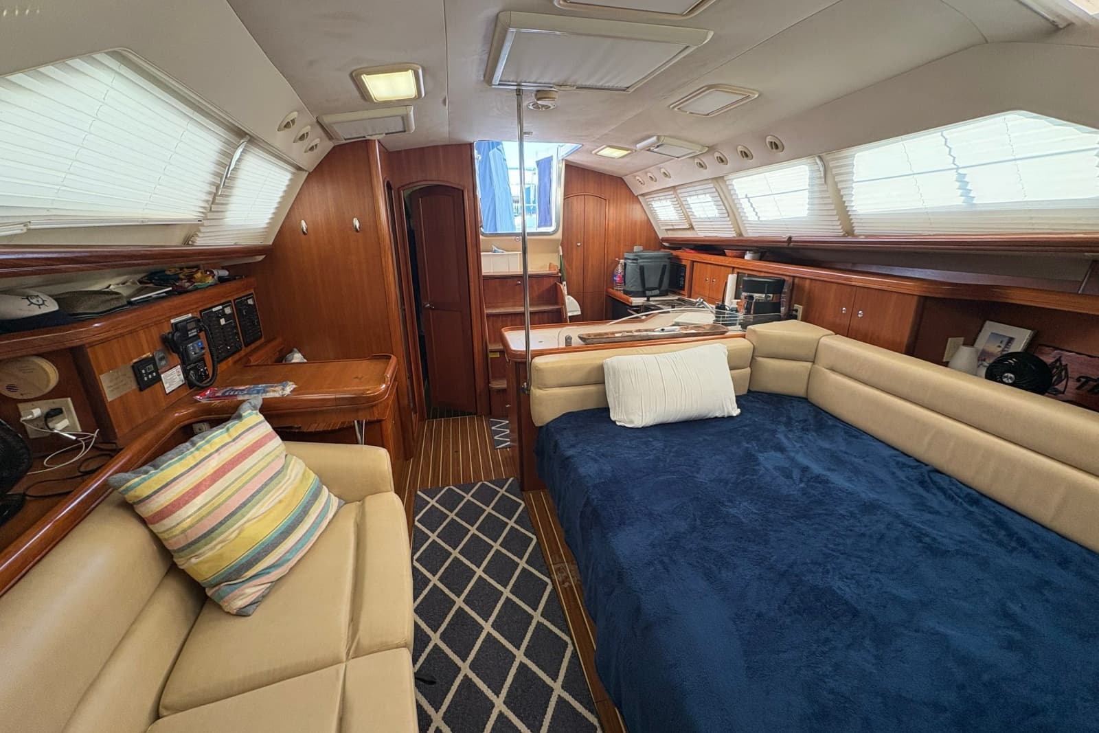 2007 Hunter 41 Deck Salon - Photo 23
