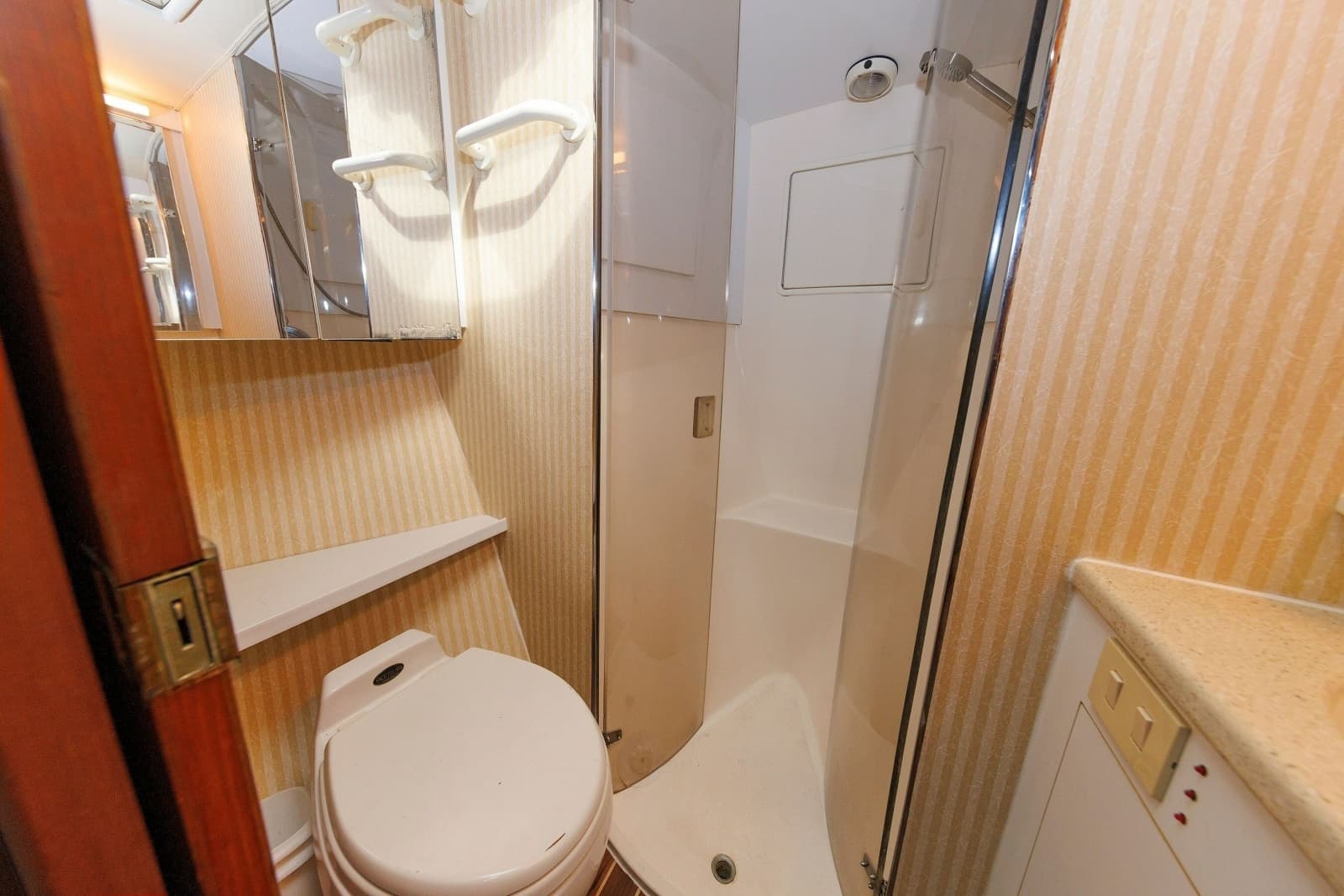 2003 Ocean Yachts 43 Super Sport - Photo 46