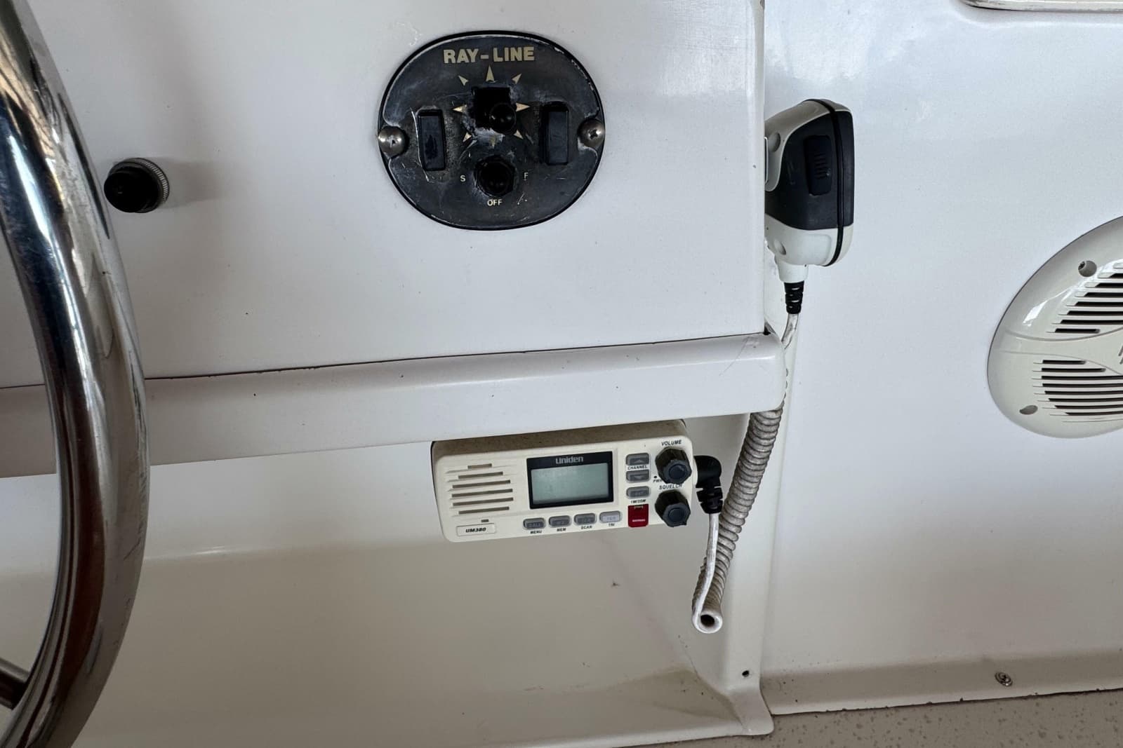 1993 Gibson 44 CABIN YACHT - Photo 59