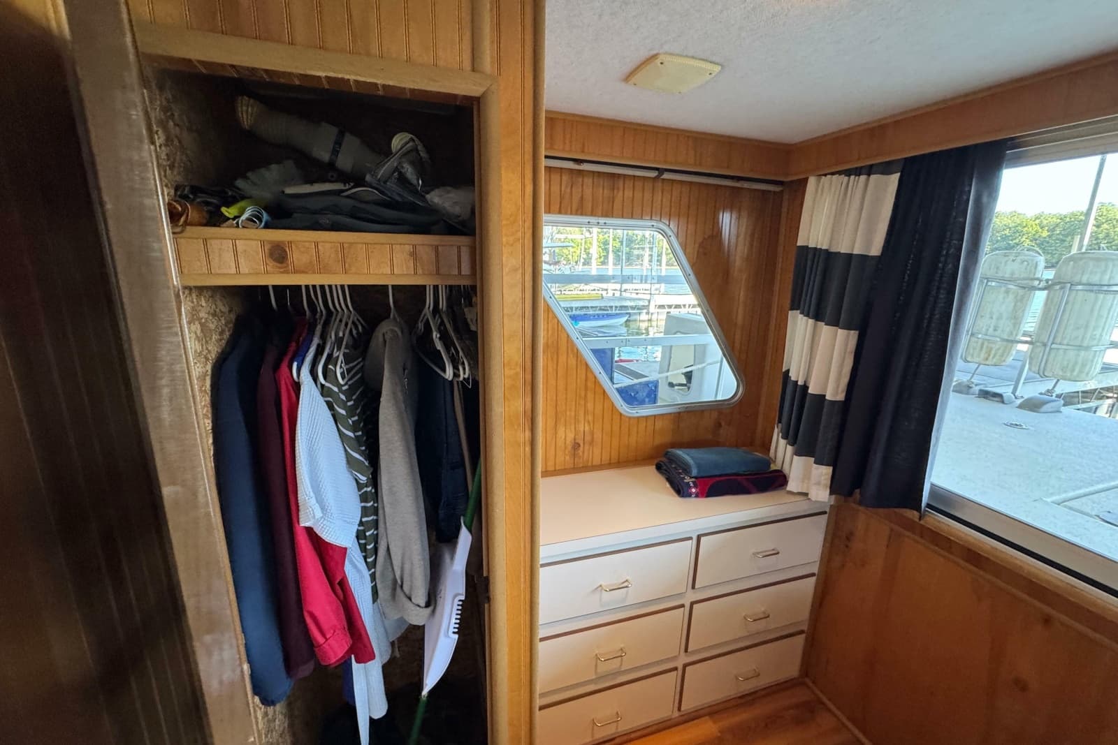 1993 Gibson 44 CABIN YACHT - Photo 30