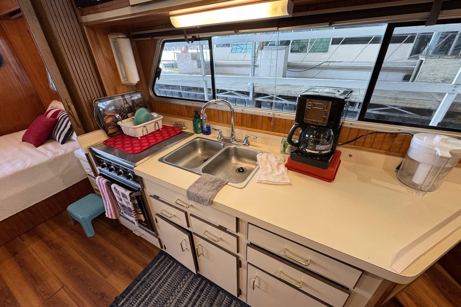 1993 Gibson 44 CABIN YACHT - Photo 23