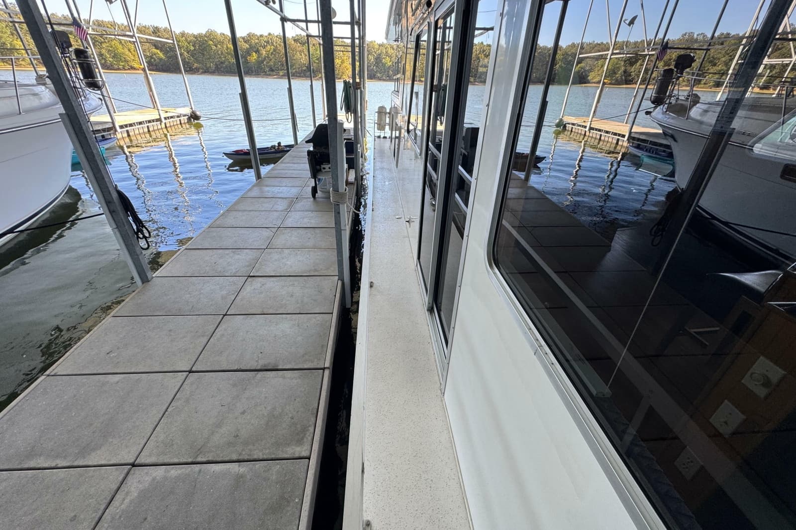 1993 Gibson 44 CABIN YACHT - Photo 8