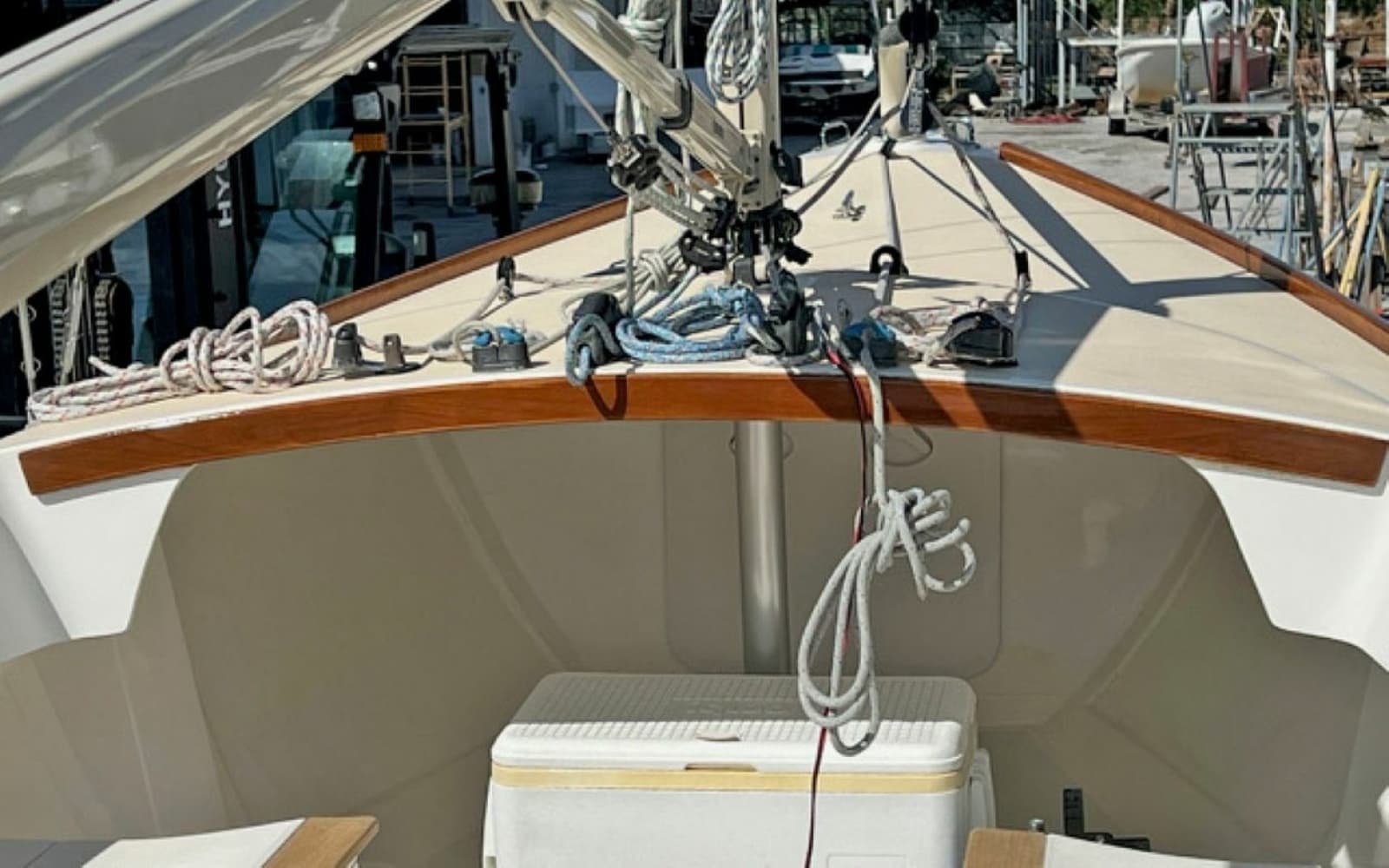2019 Alerion Express - Photo 4