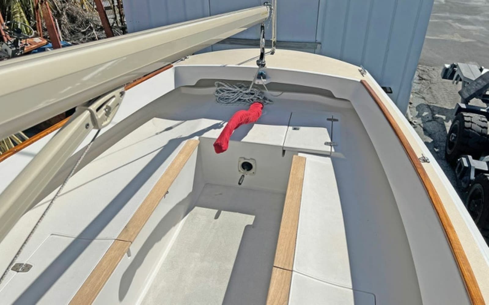 2019 Alerion Express - Photo 12