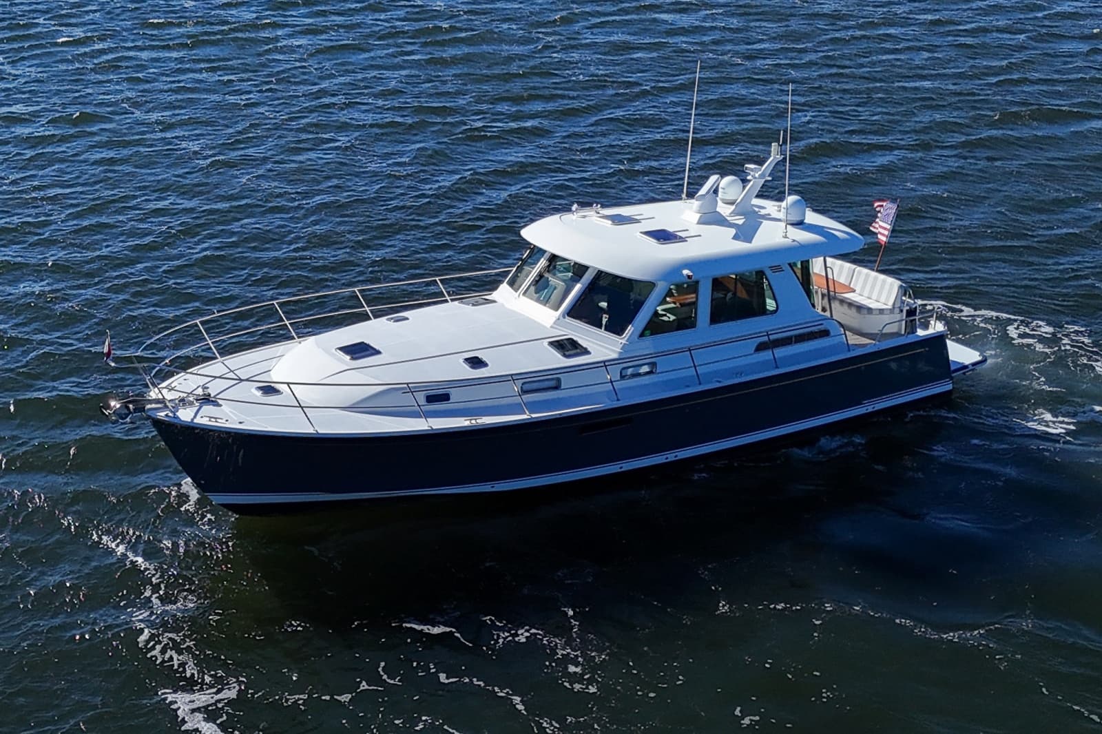 2022 Sabre 48 Salon Express - Photo 10