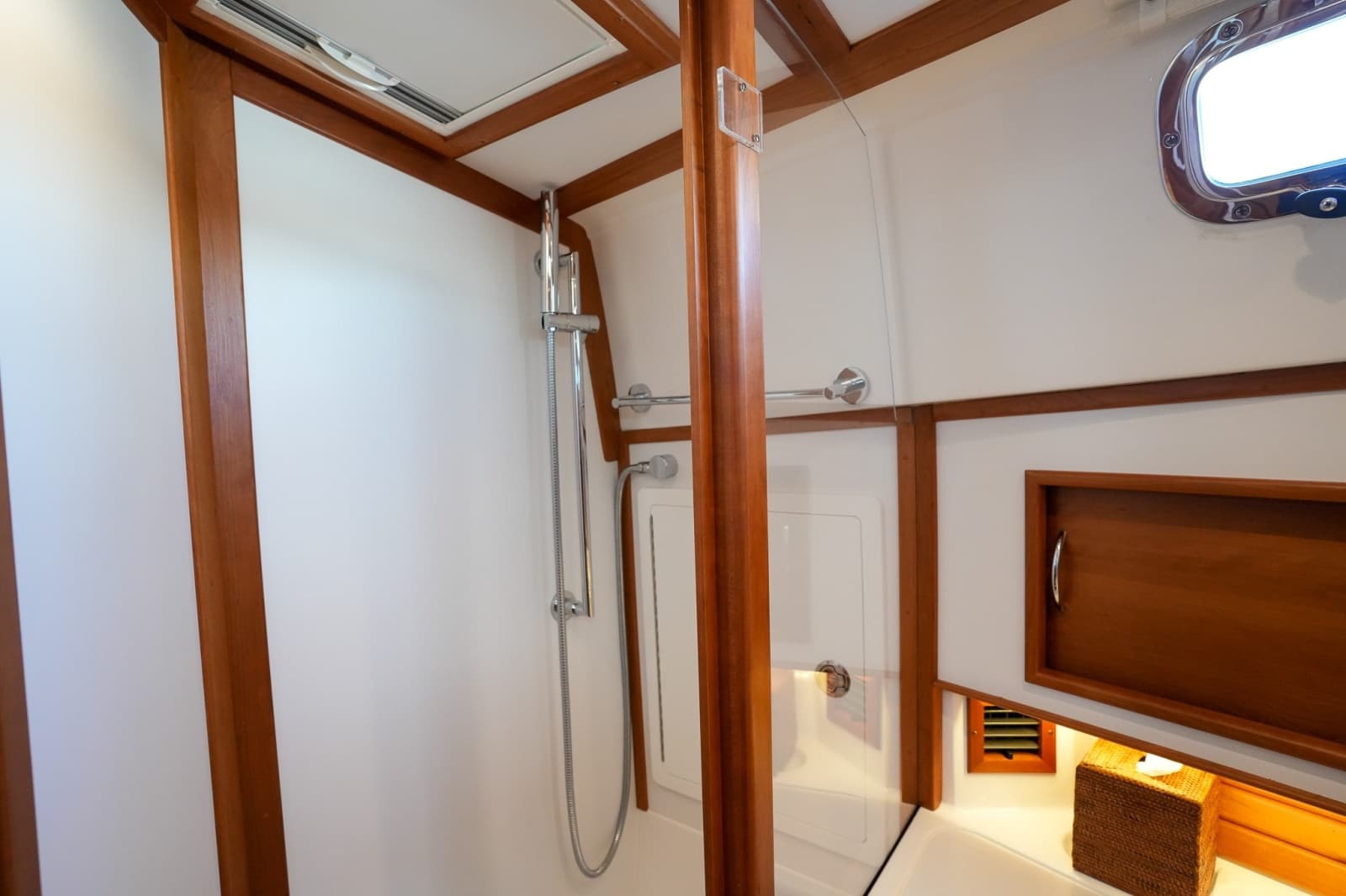 2022 Sabre 48 Salon Express - Photo 58