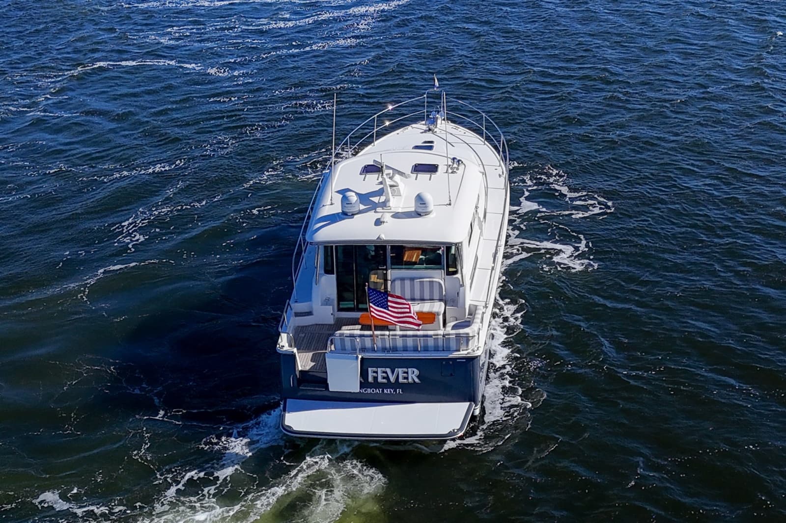 2022 Sabre 48 Salon Express - Photo 14