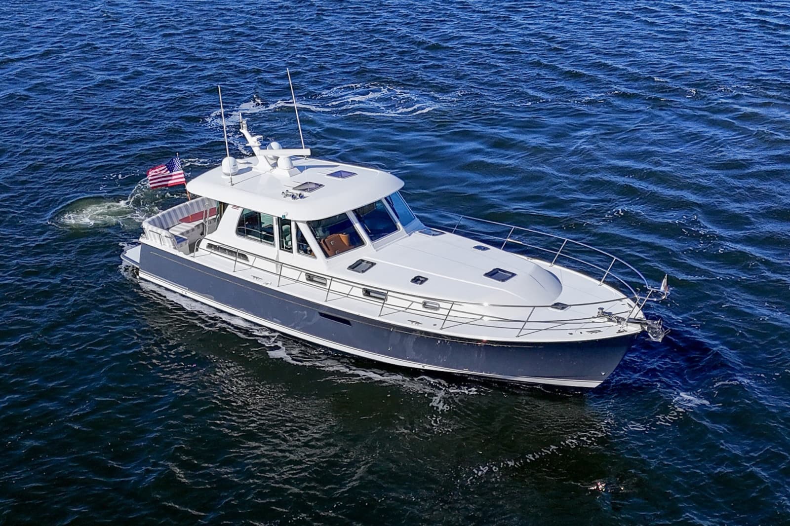 2022 Sabre 48 Salon Express - Photo 9