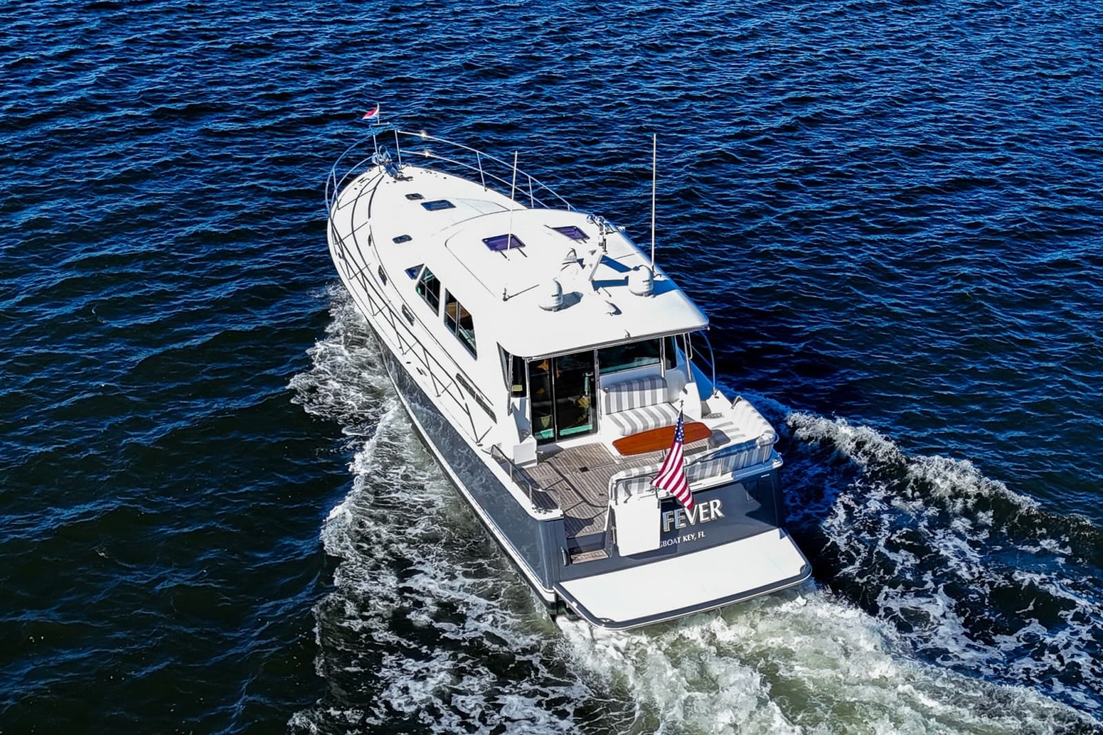 2022 Sabre 48 Salon Express - Photo 4