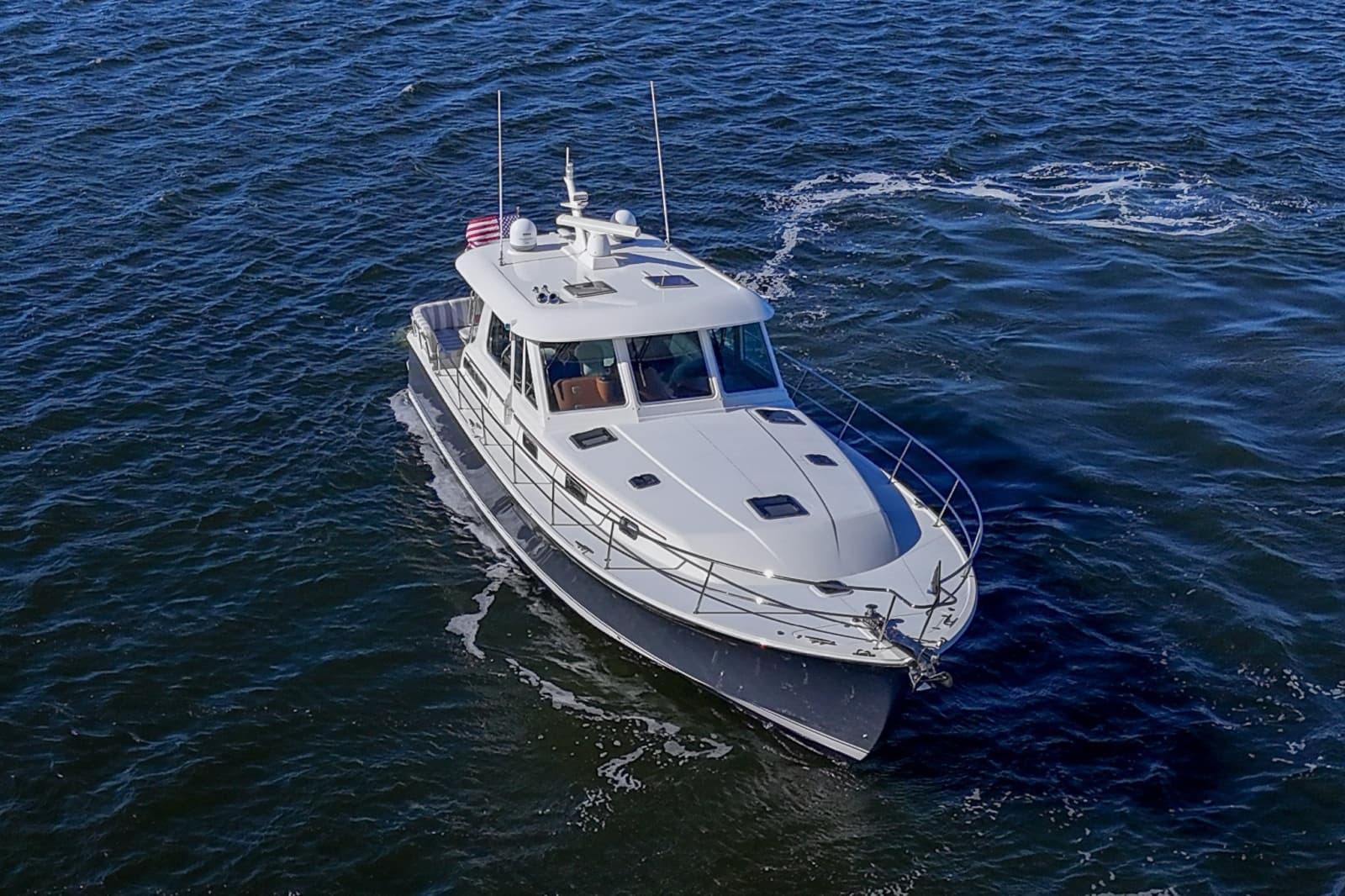 2022 Sabre 48 Salon Express - Photo 12
